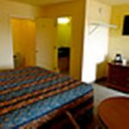 Whispering Pines By Hotel O White Stone Va-2