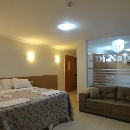 Di Napoli Plaza Hotel-3