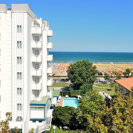 Hotel Aristeo Rimini fronte mare-3