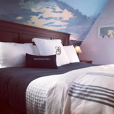 The Gaslamp Bed And Breakfast-2