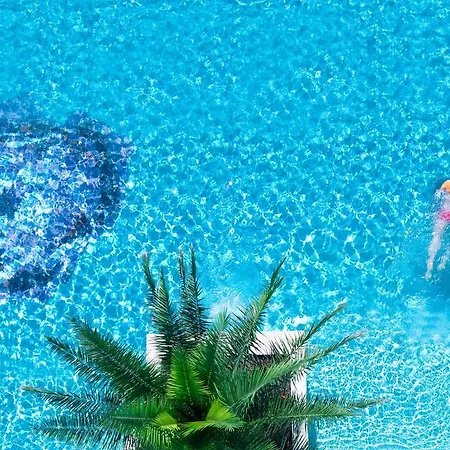 Hotel Montecarlo-2