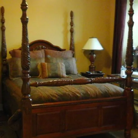 Baldachin Inn-3