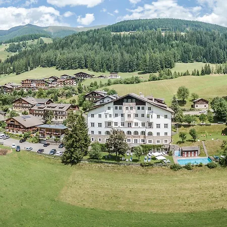 Hotel Tre Cime Sesto - Sexten-2