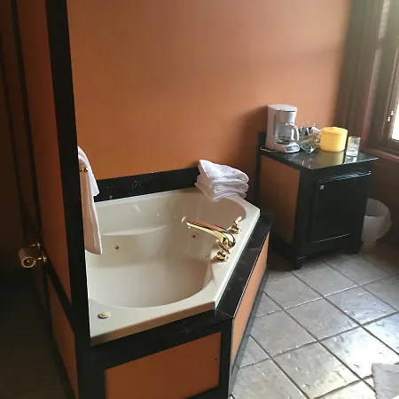 Main Street Bed & Breakfast-2
