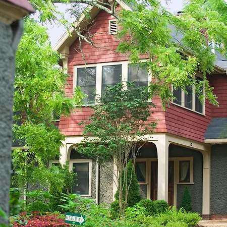 1900 Inn On Montford-2