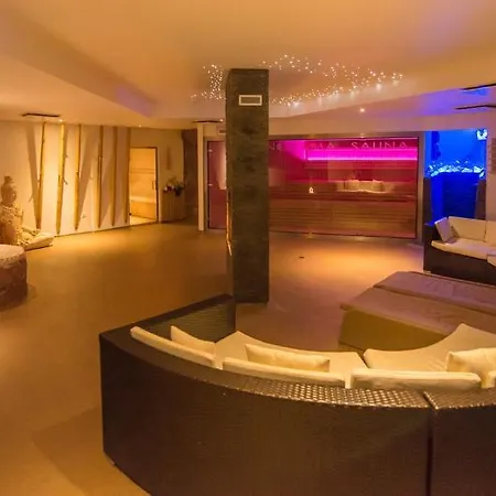 Hotel & Wellness Royal Astrid-3