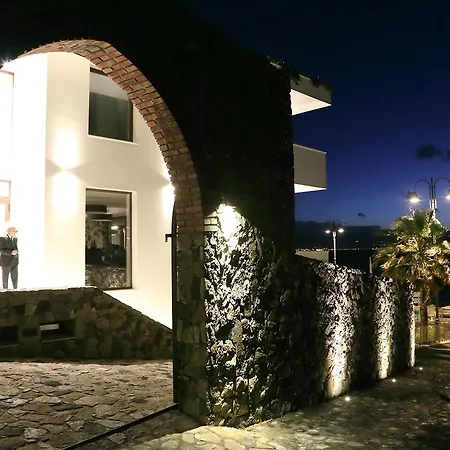 Ngonia Bay Boutique Hotel-2