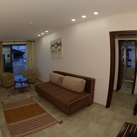 Royal Suites-3