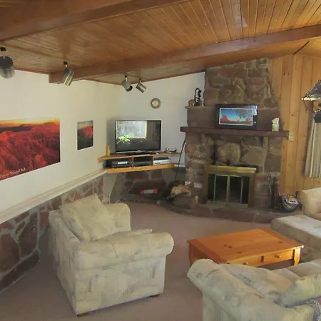Dodgeton Creek Inn-2
