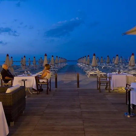 Gallia Club Hotel-2