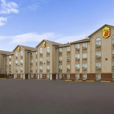 Super 8 By Wyndham Fort Nelson Bc-3