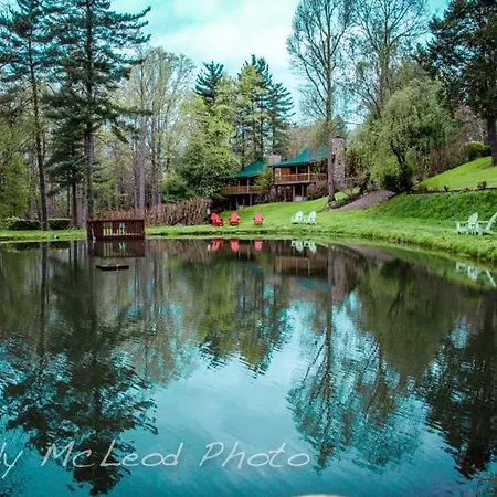 Asheville Cabins Of Willow Winds-3