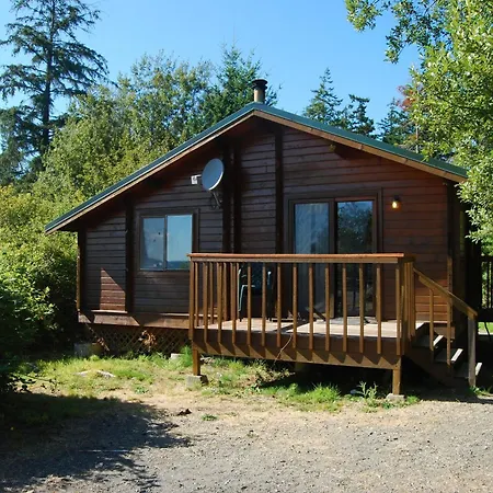 La Conner Camping Resort Beach Cabin 1-3