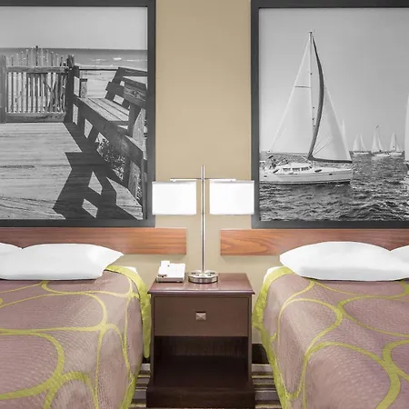 Super 8 By Wyndham Bay St. Louis-2