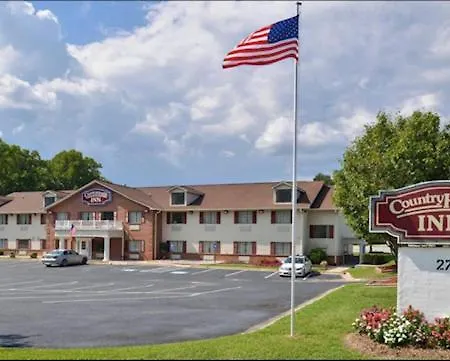 Country Hearth Inn-Toccoa-3