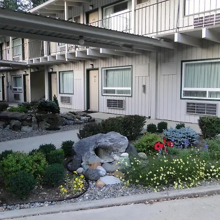 Konkolville Motel-2
