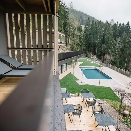 Panoramic Suites Winzerhöhe-2