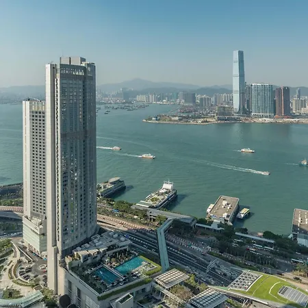 Four Seasons Hotel Hong Kong-2