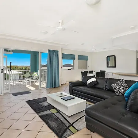 Coolum Seaside Apartments-2