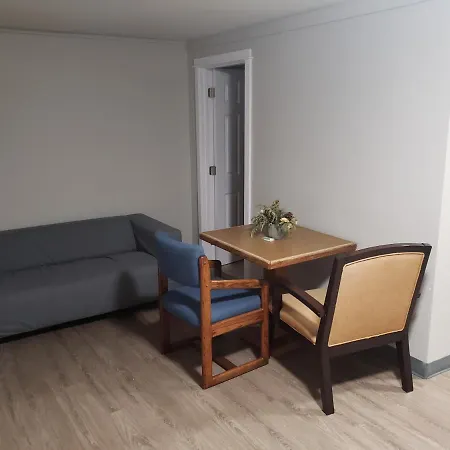 Parkrose Inn And Suites-2