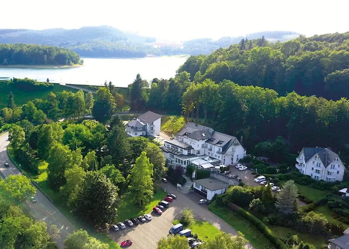 Hennedamm Hotel
