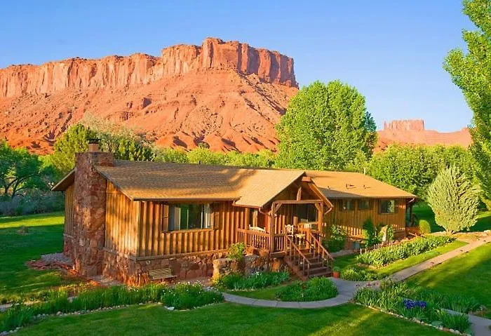 Moab Hotels With Jacuzzi in Room