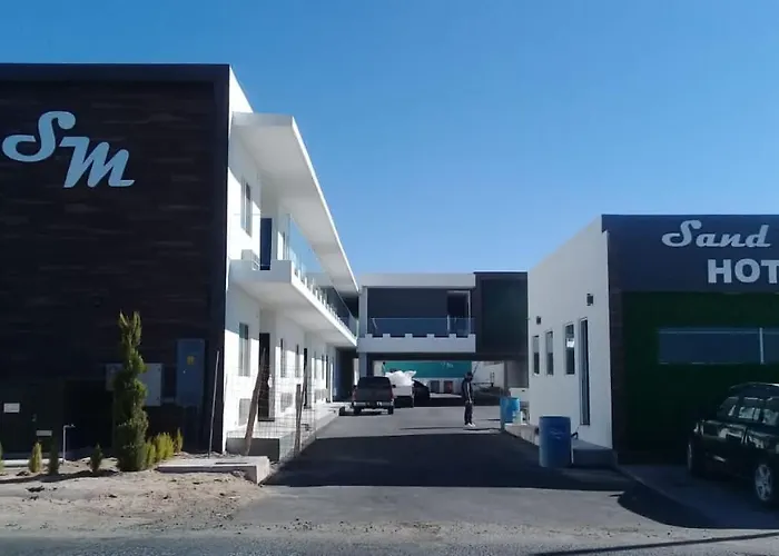 Sand Mar Hotel