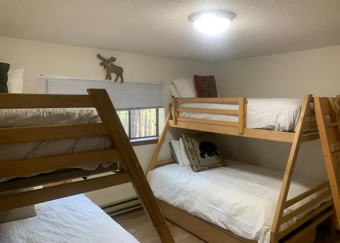 Beaver Village Apartment