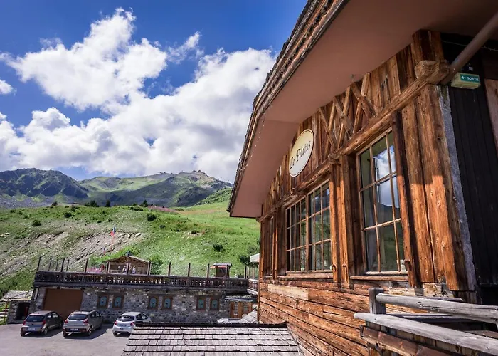 Hotel 3 Etoiles -Restaurant Le Pilatus Courchevel