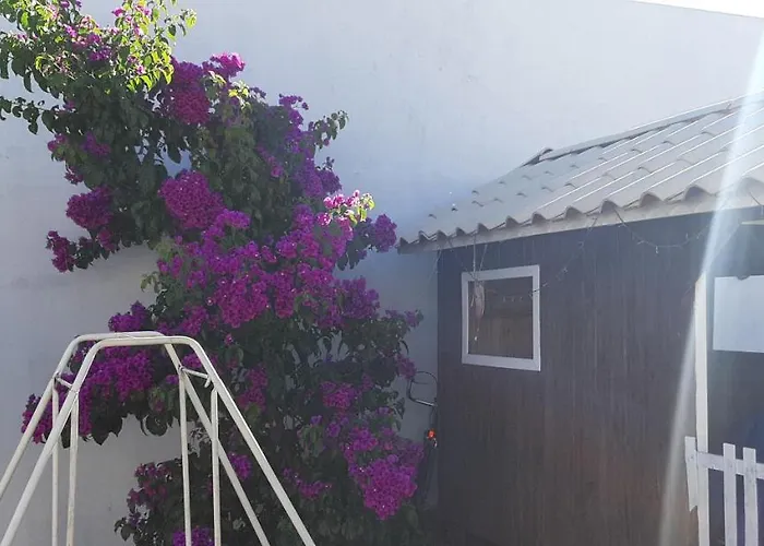 Pousada Cris Garden Bed&Breakfast