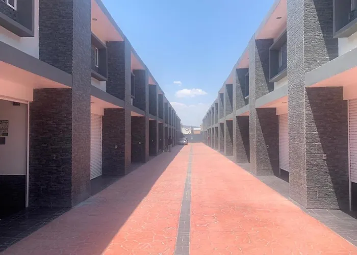Motel Pedregal Suites