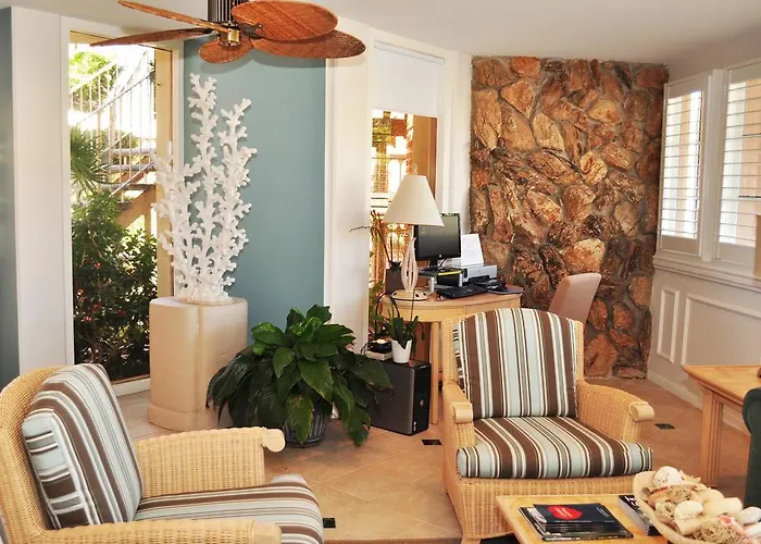 Laguna Shores Studio Suites Laguna Beach