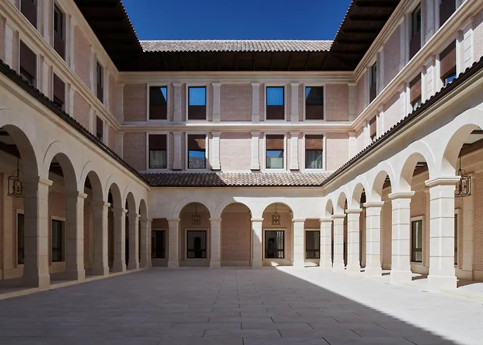 Ansares Hotel