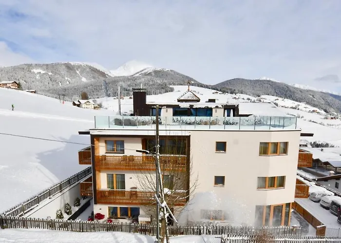 Hotel Kristall Maranza