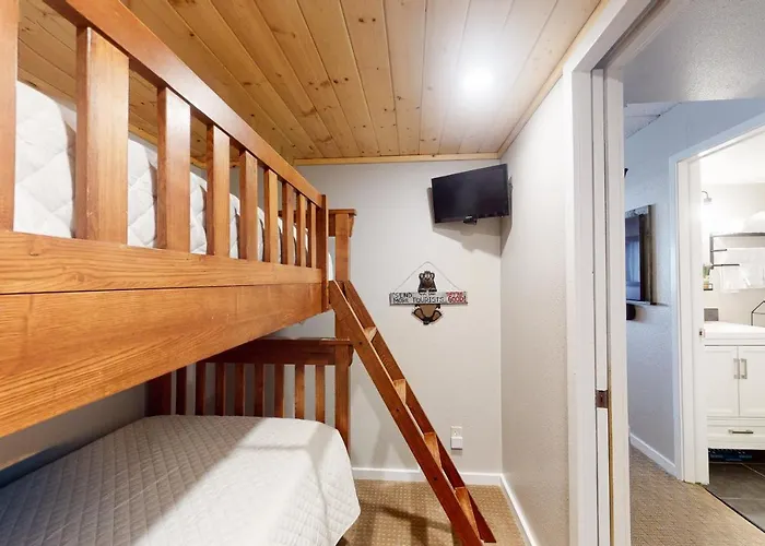 West Lake Lodge 309
