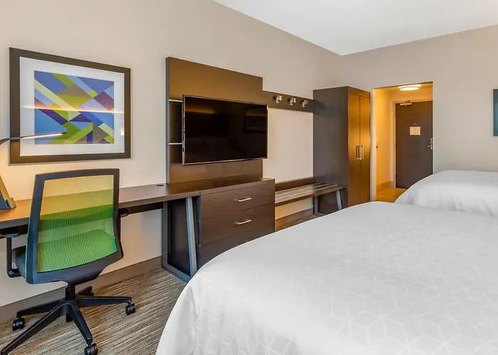 Holiday Inn Express & Suites - Phoenix Dwtn - State Capitol By Ihg