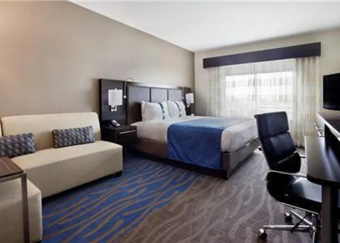 Holiday Inn Hotel & Suites Northwest San Antonio By Ihg