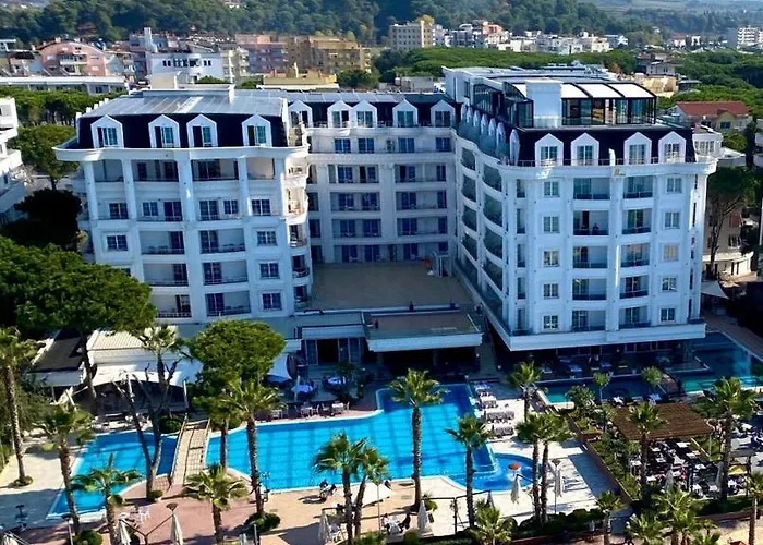 Fafa Premium Hotel&SPA