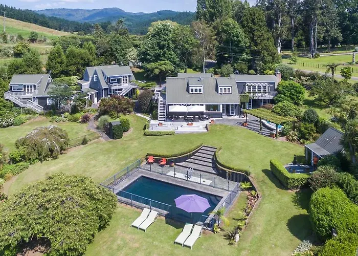 Brenton Lodge