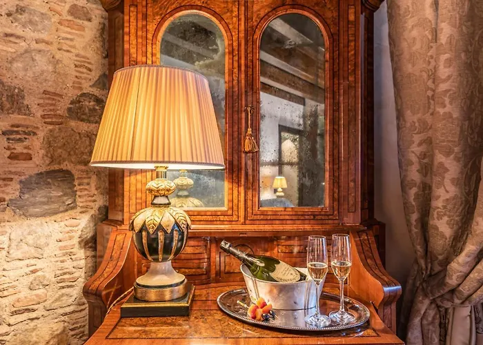 Bar Vitelli Charming Suites Savoca