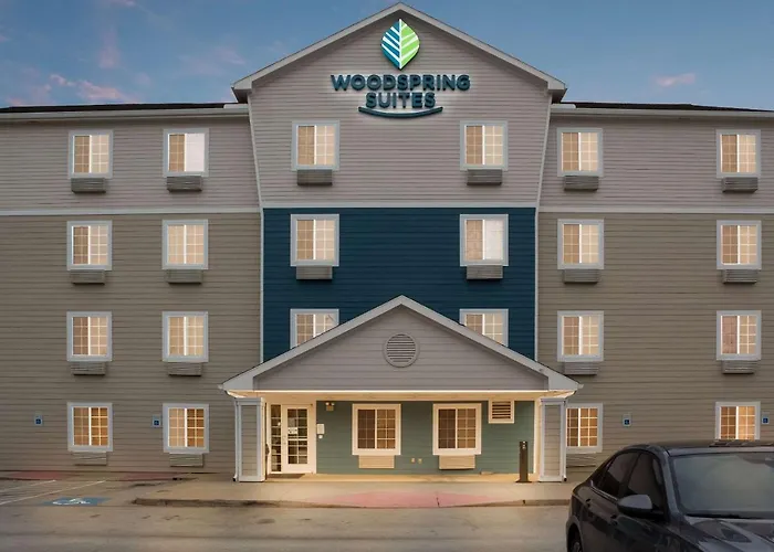 Woodspring Suites Conroe