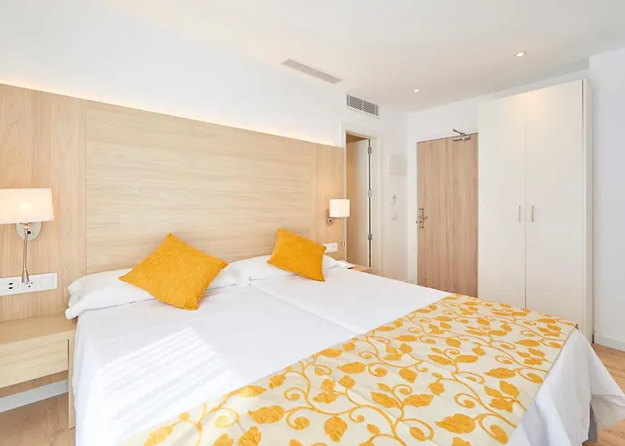 Hotel Ilusion Moreyo - Adults Only Cala Bona 
