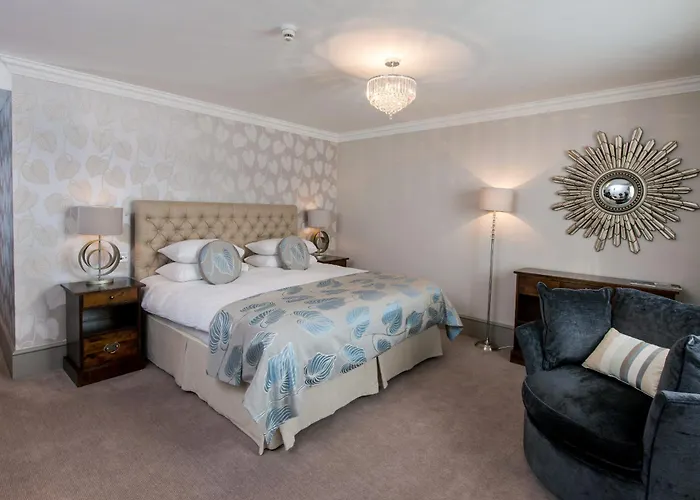 The Manor Elstree