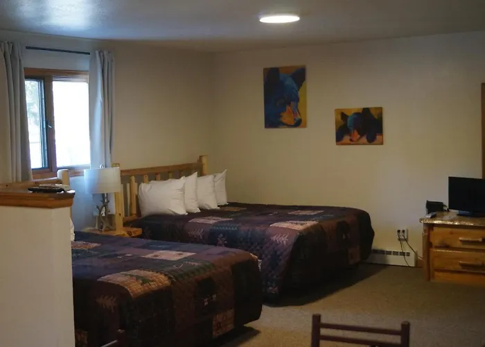 Swiftcurrent Lodge Estes Park