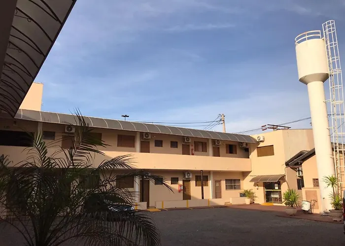 Hotel Portela III - Aprox 600m do Thermas dos Laranjais e Hot Beach