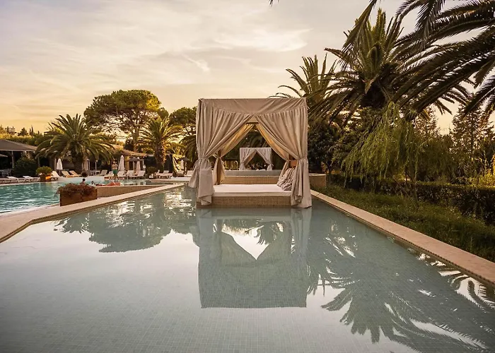 Art Hotel Debono (Adults Only)
