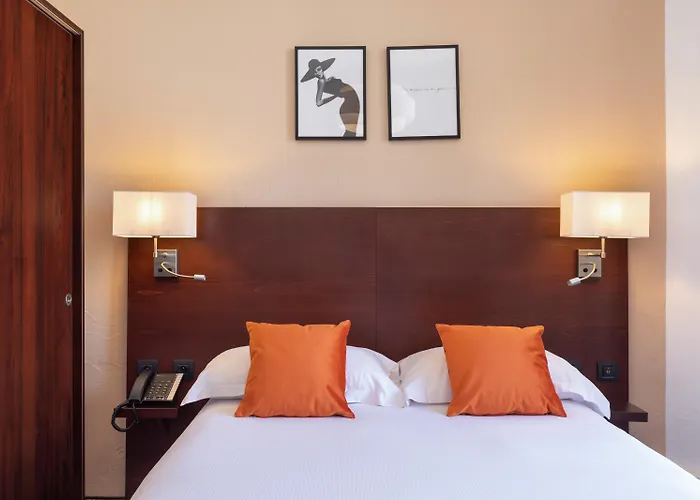 The Originals Boutique, Hôtel des Orangers, Cannes (Inter-Hotel)