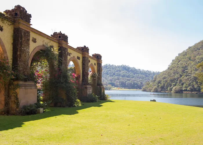 Sierra Lago Resort & Spa Hotel
