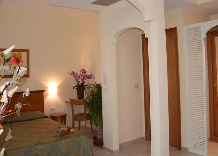 Hotel Tirreno Parghelia