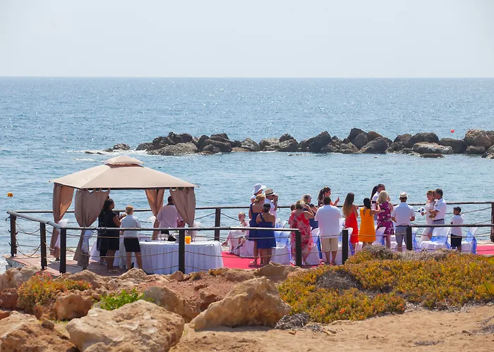 Leonardo Cypria Bay